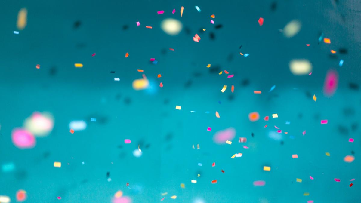 Top 10 hacks to retain customers' loyalty through your content (Unsplash/Jason Leung)